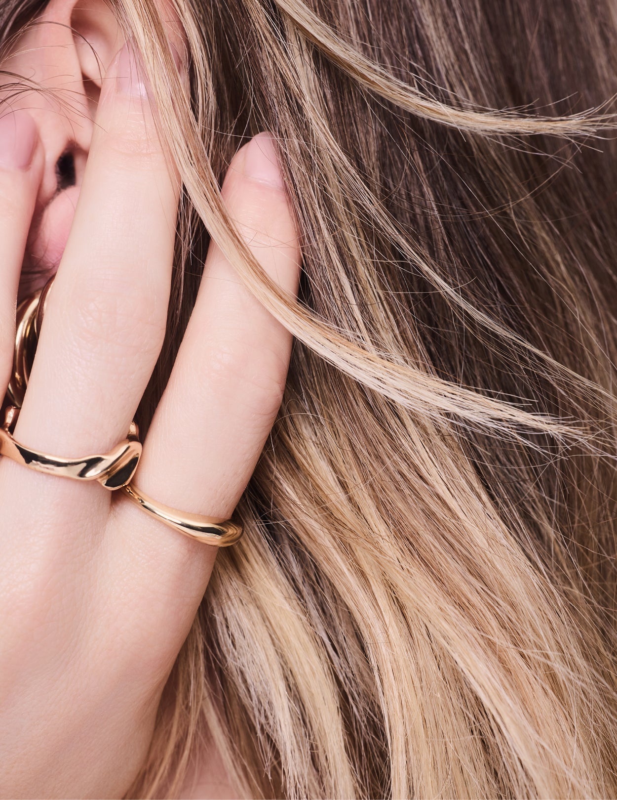 Collagen for Hair Growth: How It Works, Dosage & Results